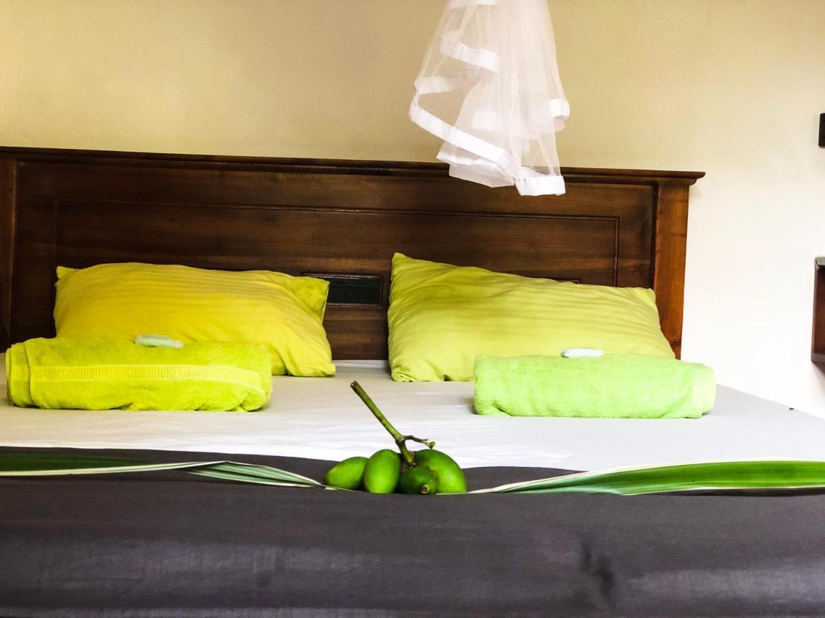Circus Lagoon Hideaway Bed and Breakfast Dodanduwa Εξωτερικό φωτογραφία